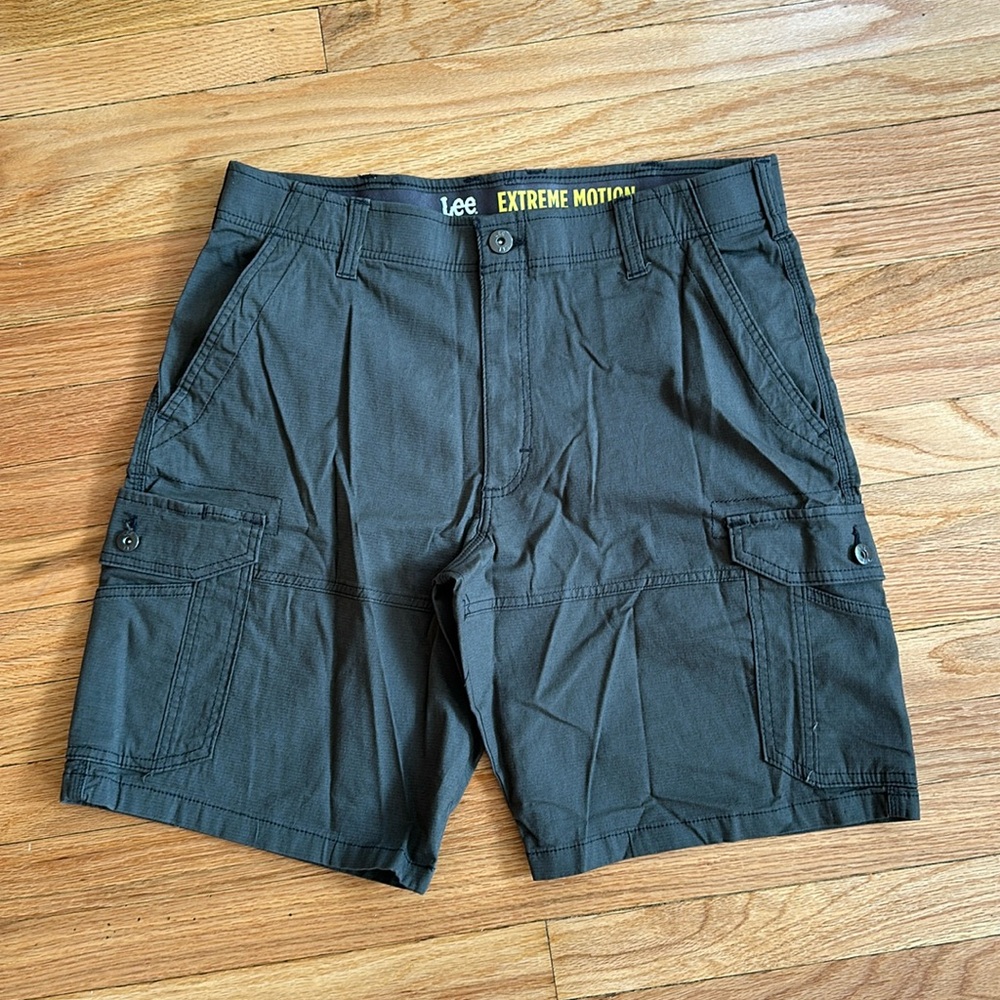 Lee Performance Series Extreme Motion Cargo Shorts